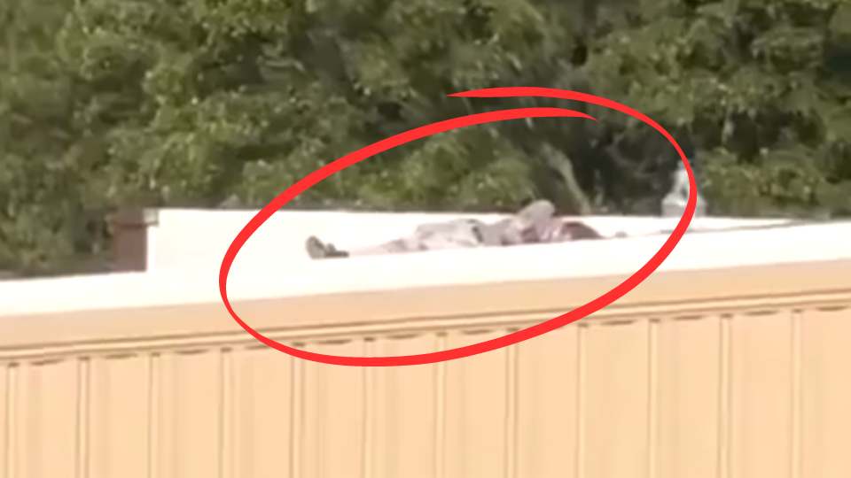 Donald Trump's suspected shooter dead on rooftop (Warning: Graphic) - Sqauk