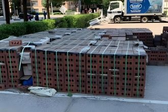 pallet of bricks DNC